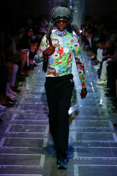 Look 14